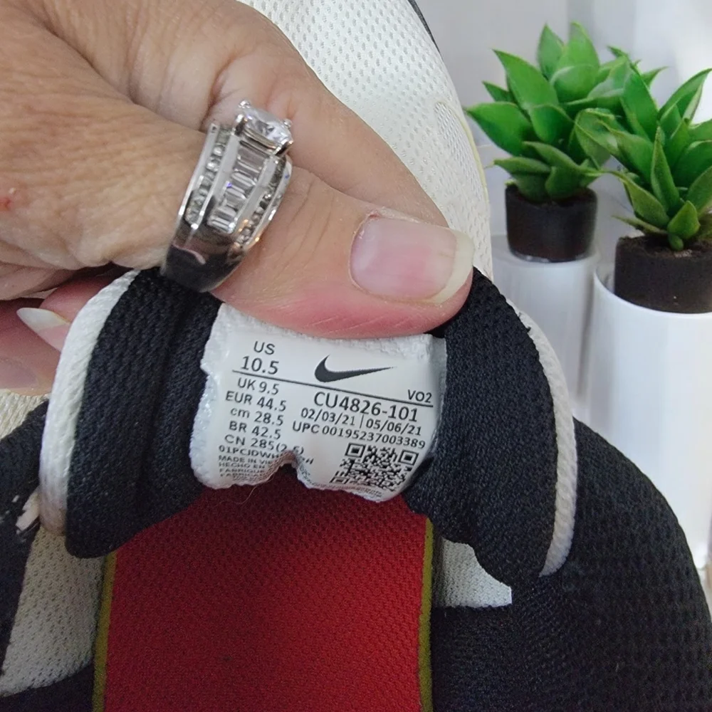 Nike Men's Max Air size 10.5 with airy mesh with leather CU4826-101 see … - Picture 5 of 9